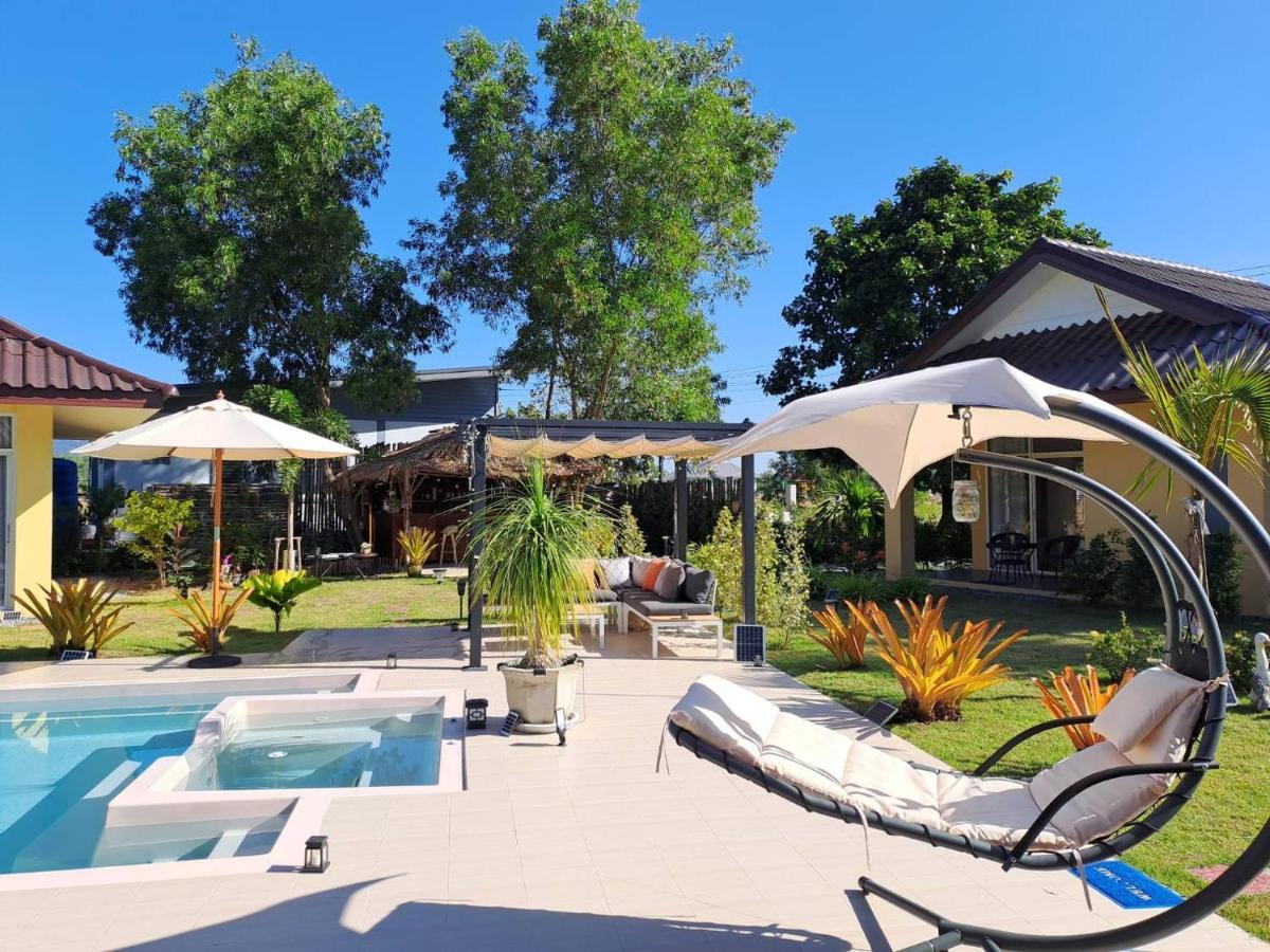 Pool Villa, Resort, Mae Ramphueng Beach, Ban Phe, Rayong, Residence M Thailand (Adults Only) Ban Chamrung Exterior foto
