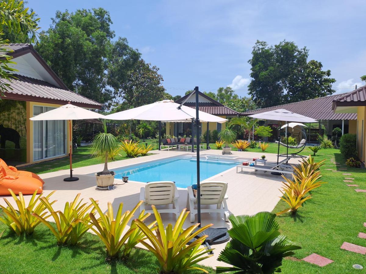 Pool Villa, Resort, Mae Ramphueng Beach, Ban Phe, Rayong, Residence M Thailand (Adults Only) Ban Chamrung Exterior foto